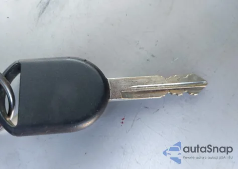 2005 Ford Explorer Sport Trac Adrenalin/Xls/Xlt from USA, damaged, VIN 1FMZU67K85UB06617